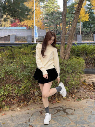 Velvet Balloon Flare Mini Skirt