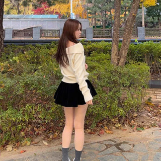 Velvet Balloon Flare Mini Skirt