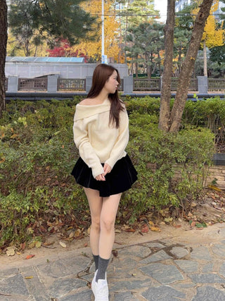 Velvet Balloon Flare Mini Skirt