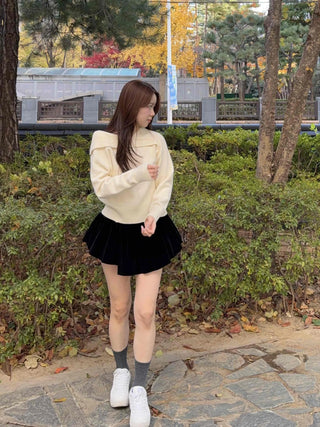 Velvet Balloon Flare Mini Skirt