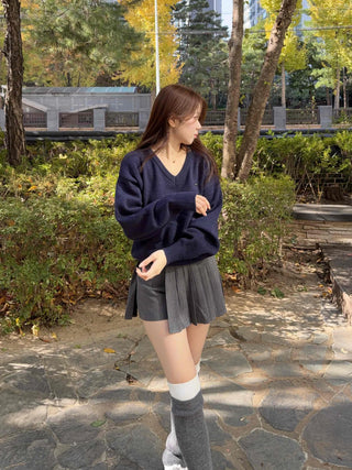 Simple Loose Fit V-Neck Wool Blend Knit