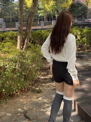 Soft Round Neck Loose Fit Ribbed Knit