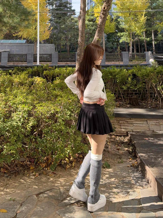 Tennis Slit Wool Pleated Mini Skirt