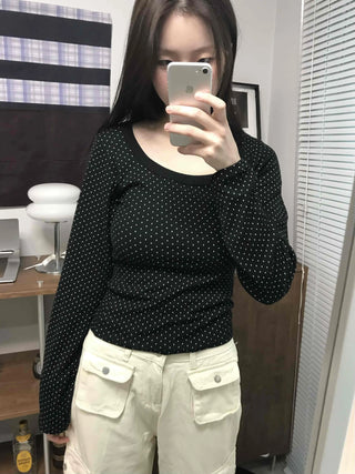 Comfy Basic All-Over Mini Dot Round T-shirt