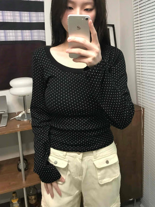 Comfy Basic All-Over Mini Dot Round T-shirt
