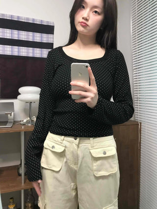 Comfy Basic All-Over Mini Dot Round T-shirt