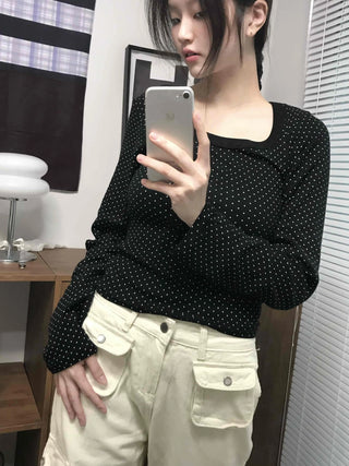 Comfy Basic All-Over Mini Dot Round T-shirt