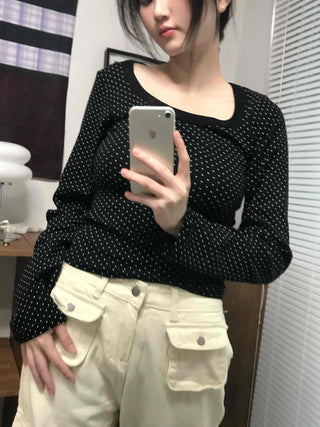 Comfy Basic All-Over Mini Dot Round T-shirt