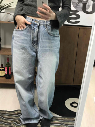Retro Light Wash Balloon Fit Jeans