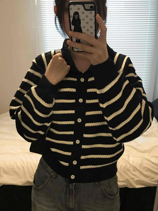 Center Button Border V-Neck Loose Fit Knit Cardigan
