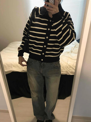 Center Button Border V-Neck Loose Fit Knit Cardigan