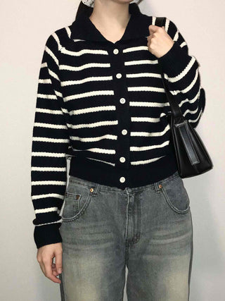 Center Button Border V-Neck Loose Fit Knit Cardigan
