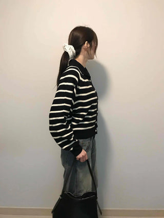 Center Button Border V-Neck Loose Fit Knit Cardigan