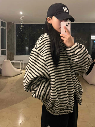 Striped Loose Fit Hooded Fleece Zip-Up