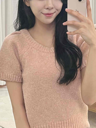 Soft Puff Shoulder Crop Knit