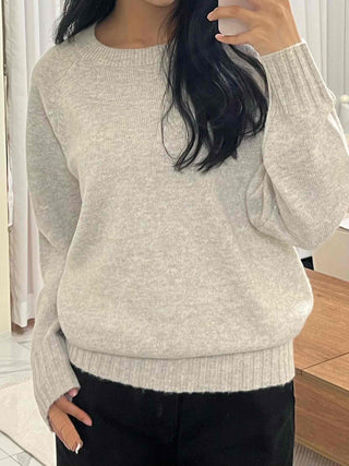Minimal Simple Puff Sleeve Round Neck Knit
