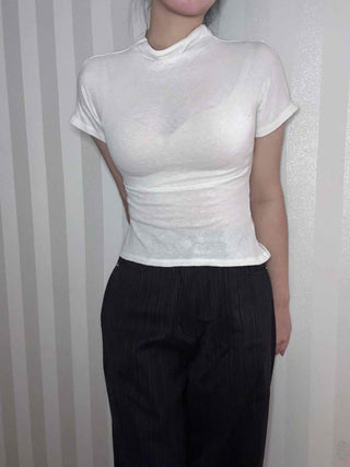 Shirring Detail Mock Neck Slim Fit Short Sleeve T-shirt