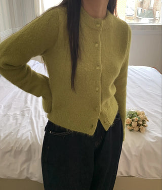 Cozy Fluffy Collarless Compact Short Cardigan