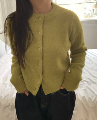 Cozy Fluffy Collarless Compact Short Cardigan