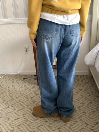 Medium Wash Balloon Fit High-Waisted Denim Pants