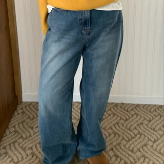Medium Wash Balloon Fit High-Waisted Denim Pants
