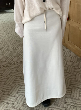 Minimal Drape Oversized Elastic Waist Long Skirt