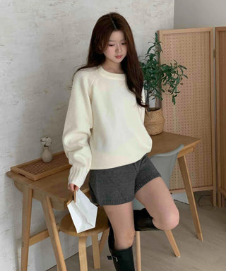 Comfort Volume Sleeve Basic Round Knit