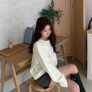 Comfort Volume Sleeve Basic Round Knit