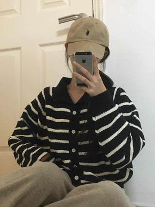 Asymmetrical Diagonal Stripe V-Neck Short Knit Cardigan