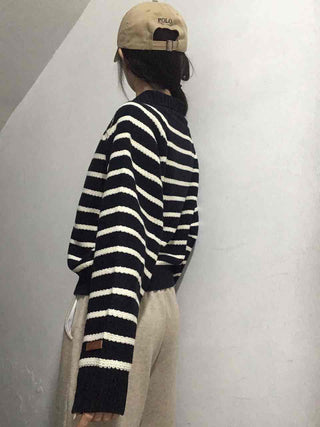 Asymmetrical Diagonal Stripe V-Neck Short Knit Cardigan