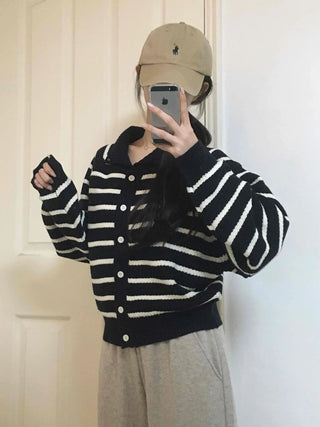 Asymmetrical Diagonal Stripe V-Neck Short Knit Cardigan