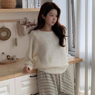 Soft Texture Boat Neck Wide Loose Fit Knit