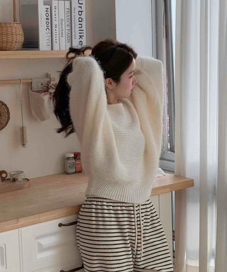 Soft Texture Boat Neck Wide Loose Fit Knit