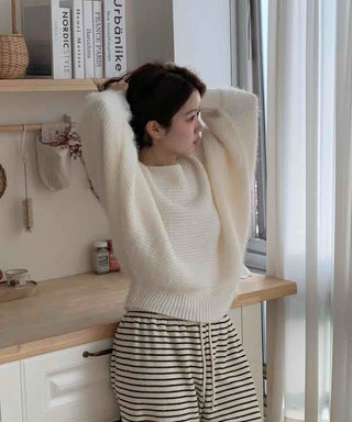 Soft Texture Boat Neck Wide Loose Fit Knit