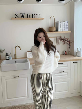Soft Texture Boat Neck Wide Loose Fit Knit