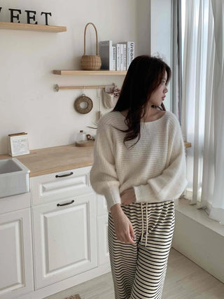 Soft Texture Boat Neck Wide Loose Fit Knit