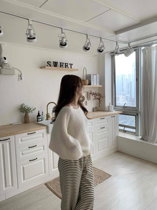 Soft Texture Boat Neck Wide Loose Fit Knit