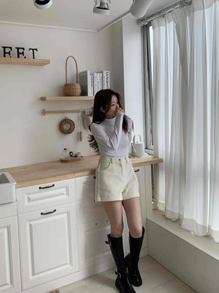 Alpaca Wool High-Waisted Shorts
