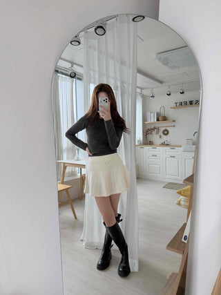Soft Slim Fit Round Neck Ribbed Long Sleeve Tee