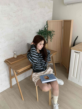 Fleece Elastic Waist Shorts