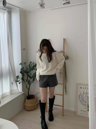 Relaxed Elastic Waist Knit Shorts