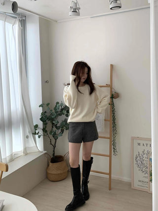 Relaxed Elastic Waist Knit Shorts