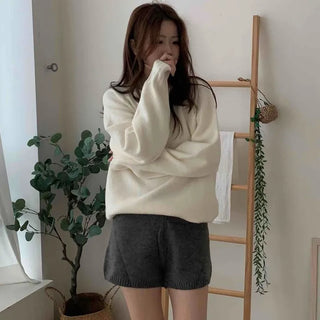 Relaxed Elastic Waist Knit Shorts