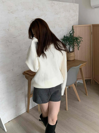 Relaxed Elastic Waist Knit Shorts