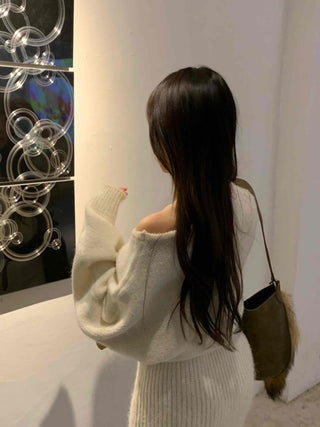 Waffle V-neck Belted Knit Dress