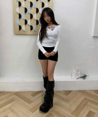 Slim Fit Round Neck T-shirt with Back Ribbon Tie Point