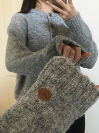 Soft Angora Wood Button Puff Knit