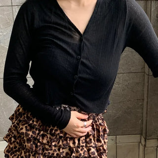 Jeran Delicate See-through Button Crop Cardigan