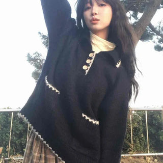 Sweet Pearl Color Block Round Neck Knit