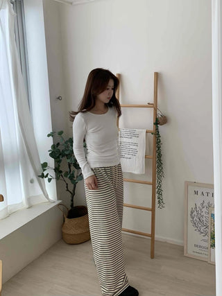 Soft Side Shirring Slim Fit Round Fleece Long Sleeve T-shirt